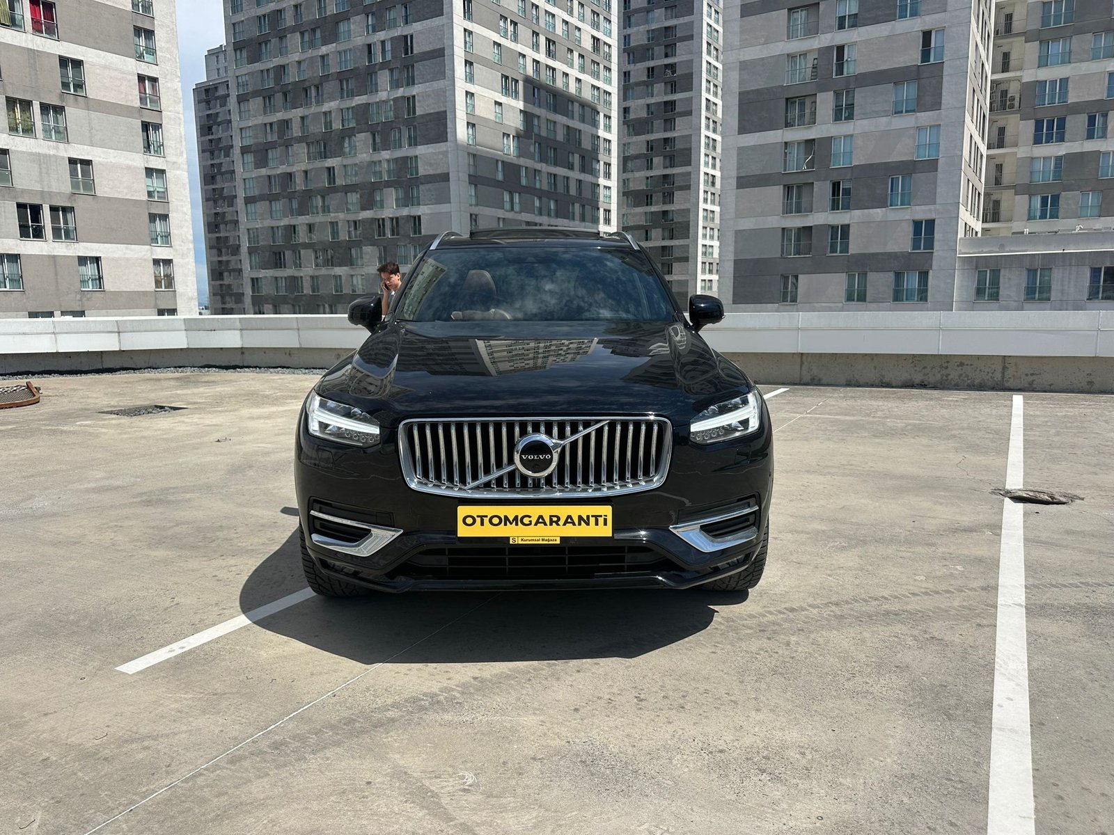 VOLVO XC90 